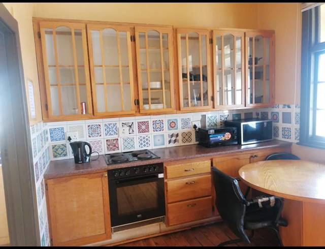 4 BEDROOM HOUSE FOR SALE IN KENSINGTON